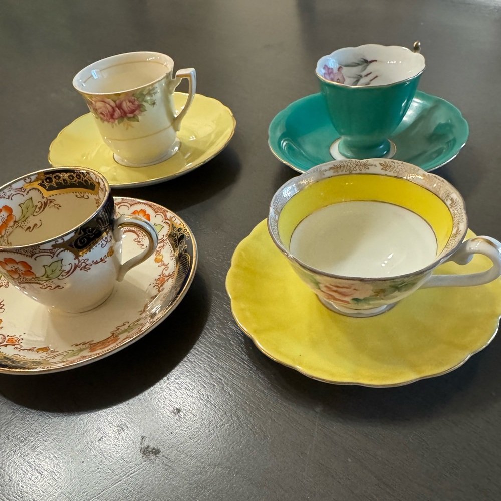 Vintage Tea Cups and Saucers - set of 4